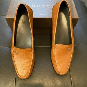 Authentic Gucci loafers